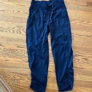 Lulu navy blue jogger crop adjustable ankle